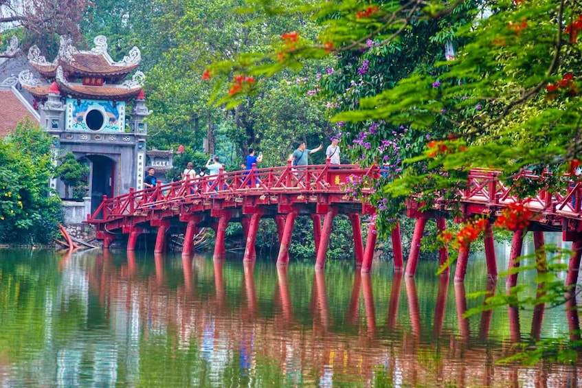Hanoi Full Day - The Capital Known For Its Peaceful Beauty