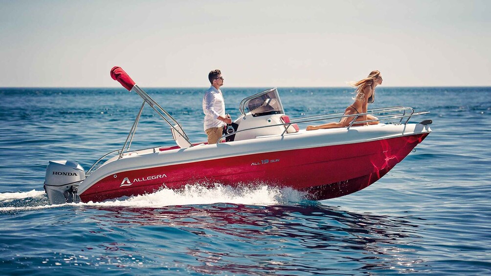 Picture 2 for Activity Rent a boat without a license