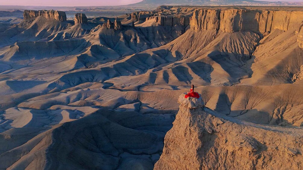 Picture 3 for Activity Torrey: Moonscape, Factory Butte, and Capitol Reef Park Tour