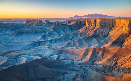 Torrey: Moonscape, Factory Butte, and Capitol Reef Park Tour