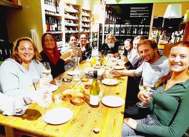 Amsterdam: Dutch Cheese Tasting With Wine or Beer