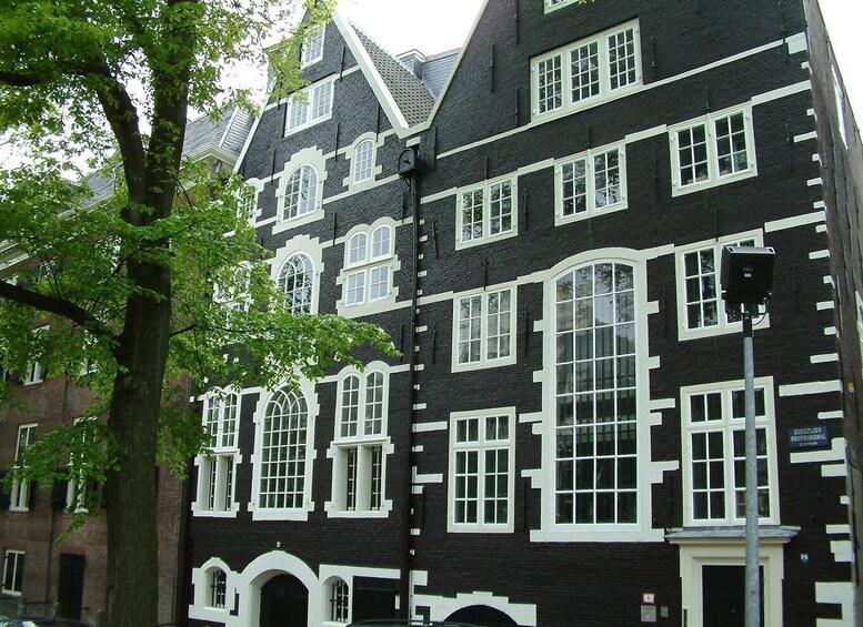Picture 4 for Activity Amsterdam Old City Private Walking Tour