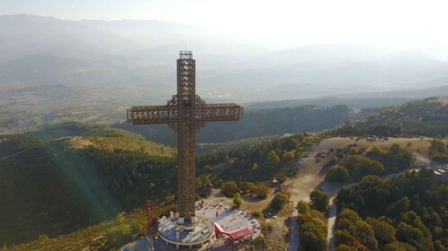 Vodno, Croix du Millénaire, St. Panteleimon et Matka Canyon