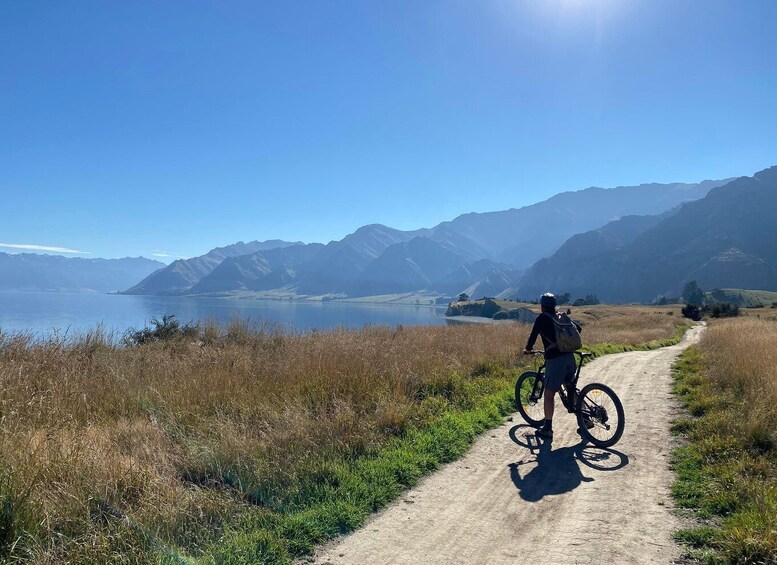 ebike tour lake Hawea river track to Wanaka