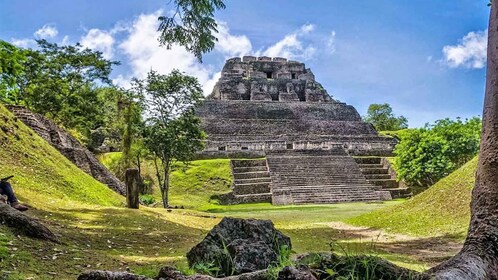 Placencia: Xunantunich + Cave Tubing