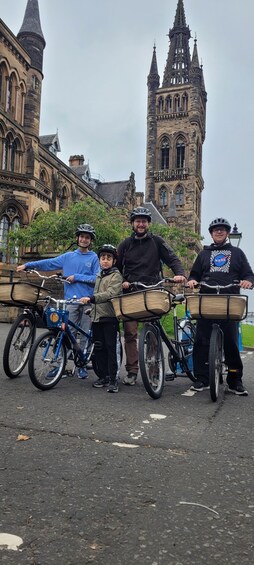 Picture 8 for Activity Glasgow: City Highlights Guided Bike Tour with Snacks