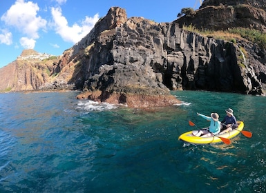 Câmara de Lobos : Kayak privé guidé excursion à Madère