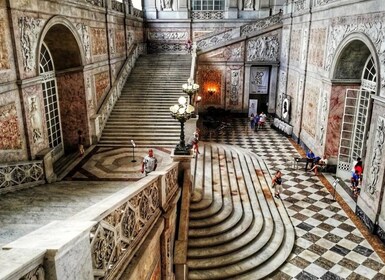 Naples : Palais royal et quartier espagnol privé excursion