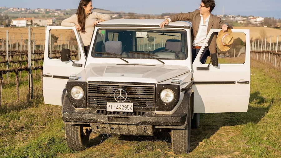 Abruzzo: Vineyard Jeep Tour with Tastings