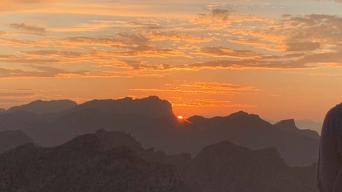 From Alcudia: Sunset Formentor Tour with Cava