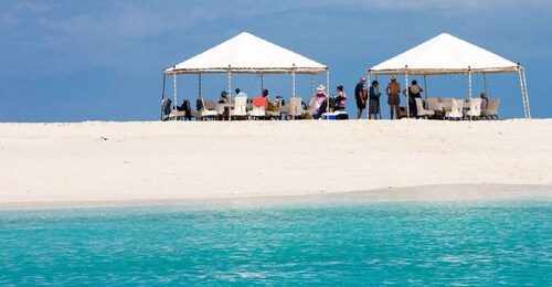 3 Hari / 2 Malam Pantai Zanzibar