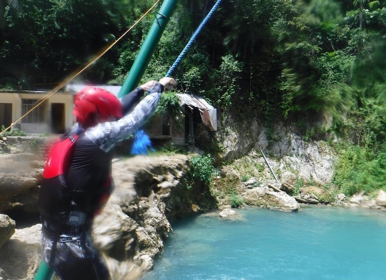 Picture 1 for Activity Canyoneering kawasan: Korean Guide