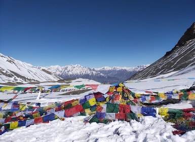 Annapurna Circuit Trek: Kort 10 dages fuldpensionspakke