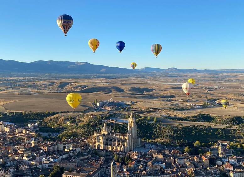 Picture 7 for Activity Segovia: Hot-Air Balloon Flight with Optional 3-Course Lunch