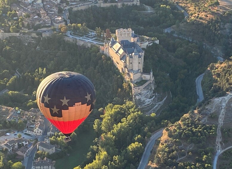 Picture 6 for Activity Segovia: Hot-Air Balloon Flight with Optional 3-Course Lunch