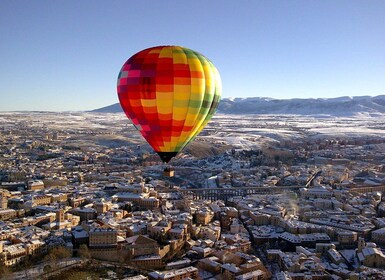 Segovia: Hot-Air Balloon Flight with Optional 3-Course Lunch