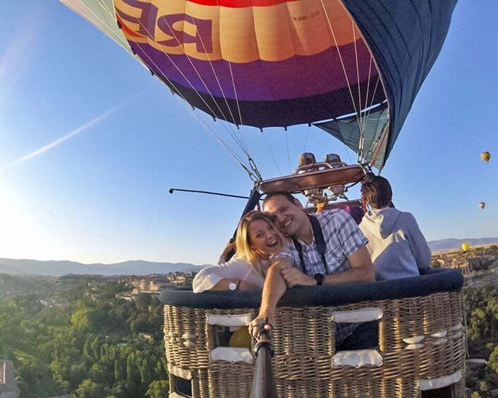 Picture 8 for Activity Segovia: Hot-Air Balloon Flight with Optional 3-Course Lunch