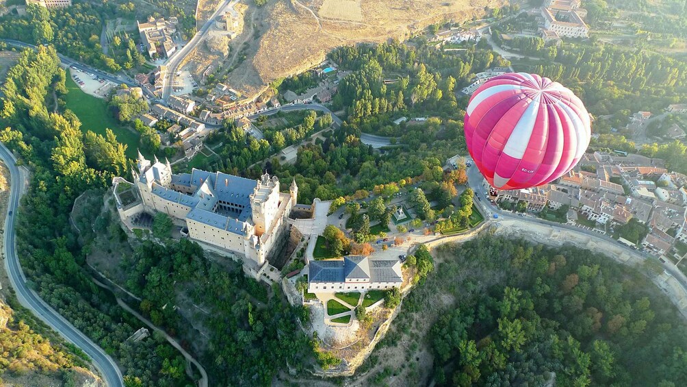 Picture 3 for Activity Segovia: Hot-Air Balloon Flight with Optional 3-Course Lunch