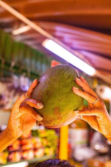 Picture 11 for Activity Medellín: Exotic fruits and explore the local markets