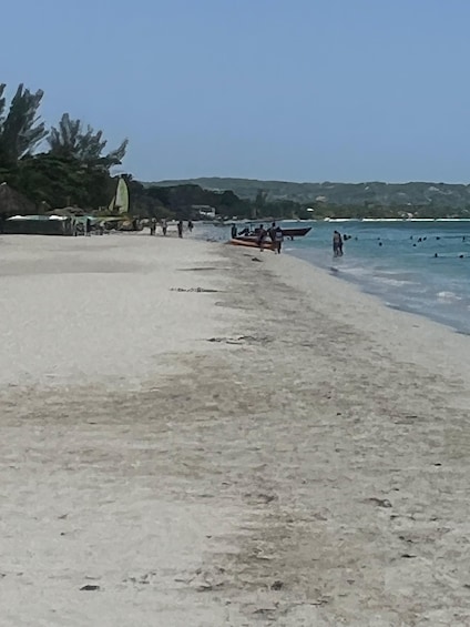 Picture 20 for Activity From Montego Bay to Negril Beach & Ricks Café full day tour