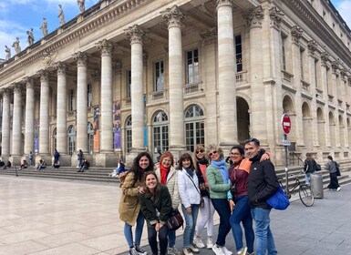 Bordeaux: Exclusive Small Group Walking Tour - Max 8 Persons