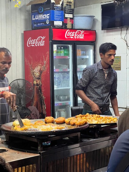 Picture 9 for Activity Best 3 hour Evening Street Food & Local Bazar Tour in Agra