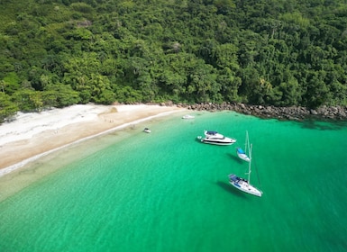 From Ilha Grande: Lopes Mendes Beach roundtrip boat ticket