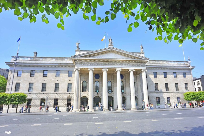 Dublin: IRA History Tour w/ Skip-the-Line GPO Museum Ticket