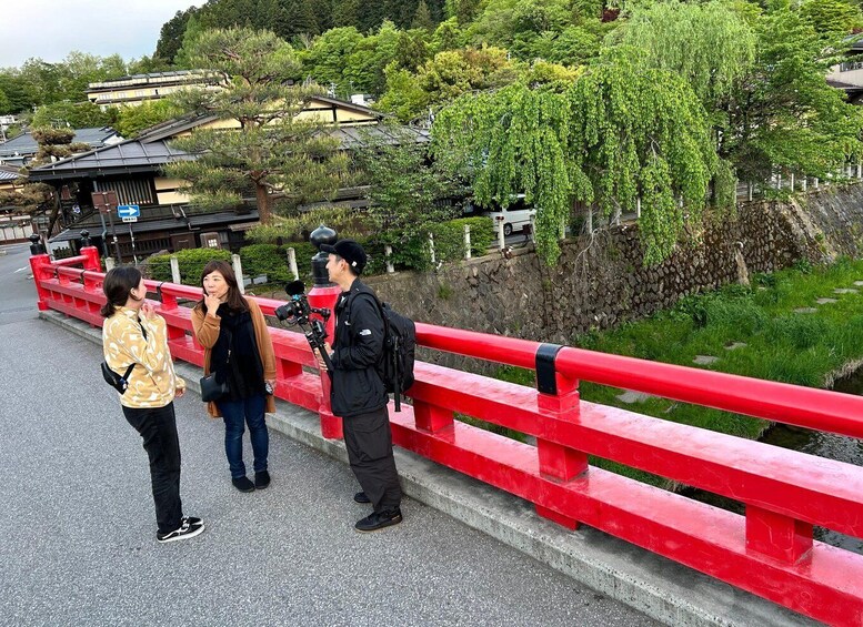 Picture 4 for Activity Takayama Night Tour with Local Meal and Drinks