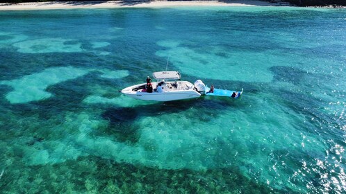 Fajardo: Half-Day Private Snorkelling Boat Trip with Snacks