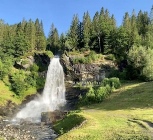 From Bergen: Trolltunga and Waterfalls Helicopter Tour