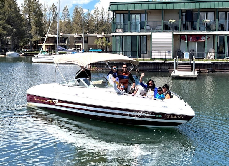 South Lake Tahoe: Private Guided Boat Tour 2 hours