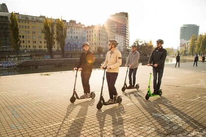 Cracovia: recorrido de 2 horas en scooter eléctrico por el casco antiguo