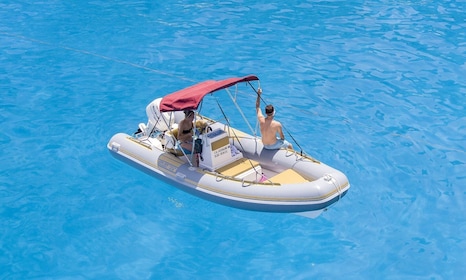 5-metre dinghy rental without a licence
