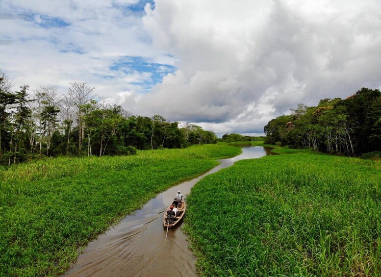 Picture 5 for Activity Amazonas Express: Explore Puerto Nariño and Tarapoto Lakes