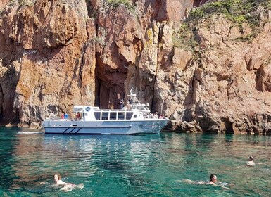 Sagone/Cargèse: Calanques de Piana und Capo Rosso Bootstour