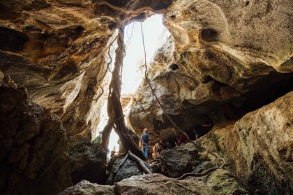 Cuevas de Capricornio: recorrido de 120 minutos para aventureros de Caprico...