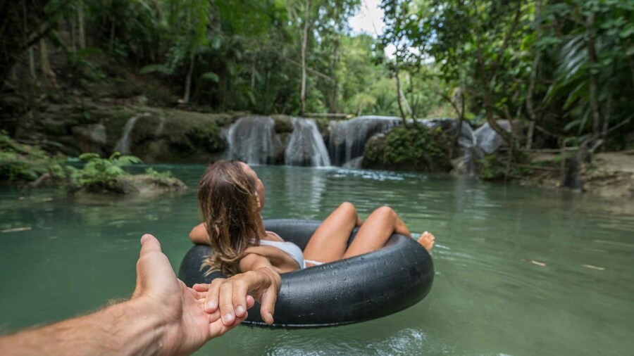 Tubing and Seviaka Indigenous People Tour