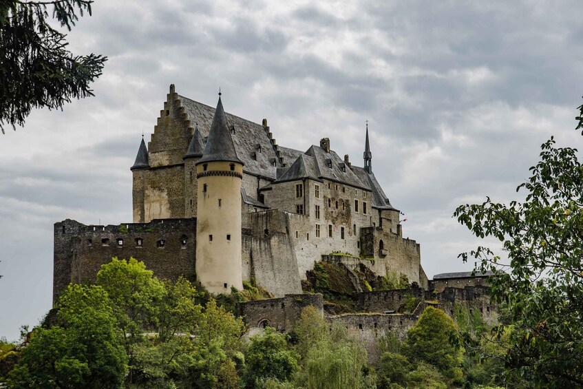 Luxembourg: Capture the most Photogenic Spots with a Local