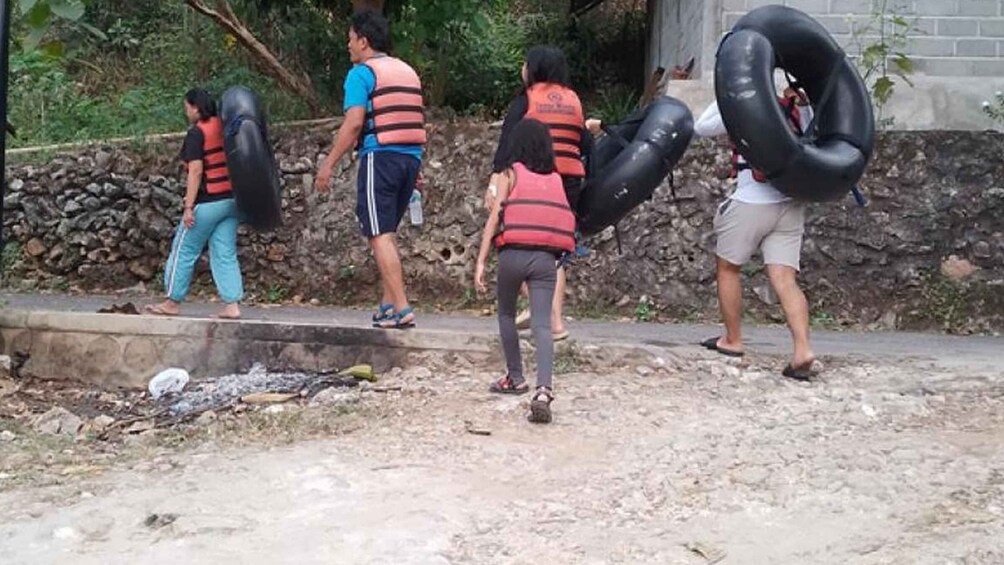 Picture 5 for Activity Yogyakarta Cave Tour: Jomblang and Tubing Pindul