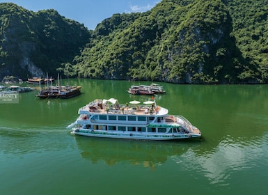 Lan Ha bay luxury cruise 6 hours trip, kayaking, bike, swim