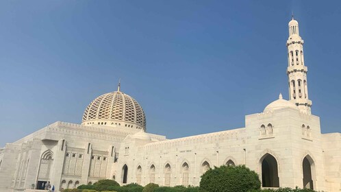 Oman: Muscat Private City Tour With Pick-up/Drop-off