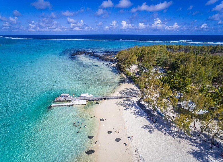 Picture 1 for Activity Mahebourg: L'île des Deux Cocos Island Boat Tour with Lunch