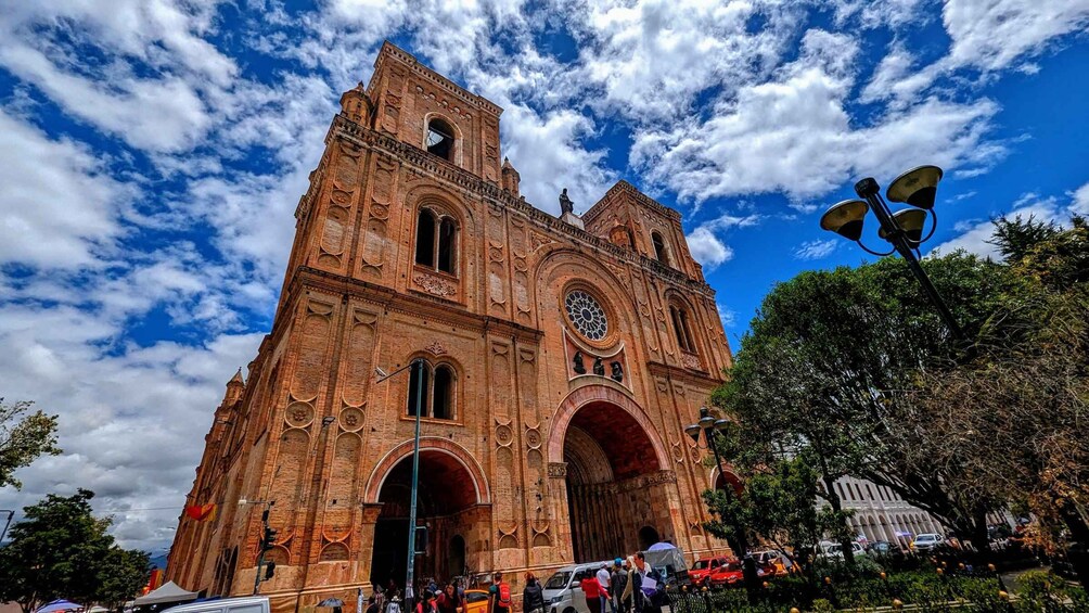 Picture 1 for Activity Experience Cuenca: Historical City Tour