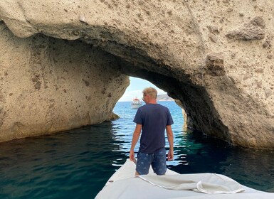 Naxos: Private Motorboat Cruise to Small Cyclades Islands