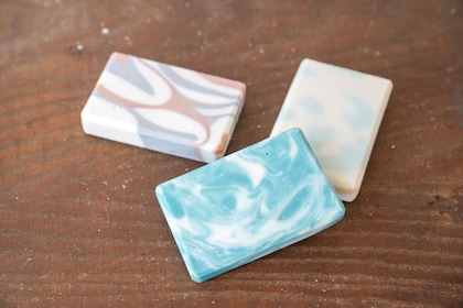 Paris: make your own soap in a french workshop