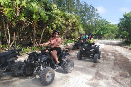 Mahahual: quad bike Adventure & Open Bar Beach Day with Lunch