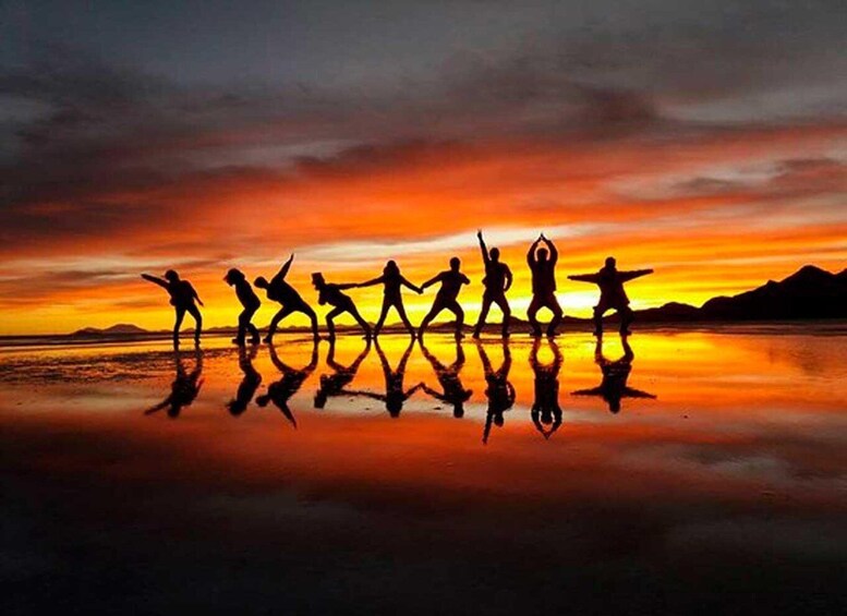 Uyuni Salt Flats: Sunset + Night Stars