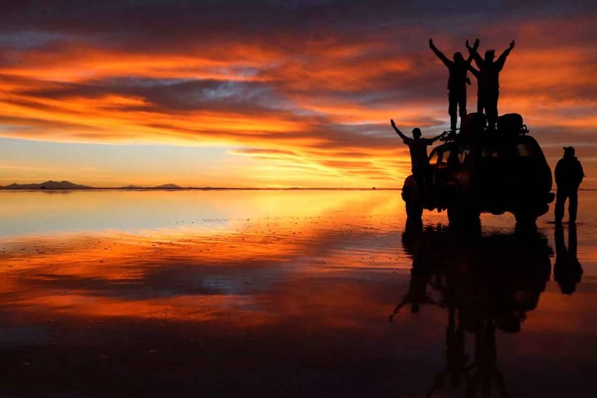 Picture 1 for Activity Uyuni Salt Flats: Sunset + Night Stars