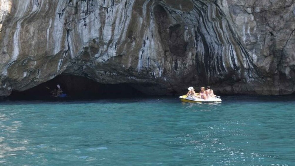 Gaeta: Private Cruise to Montagna Spaccata and Devil's Well